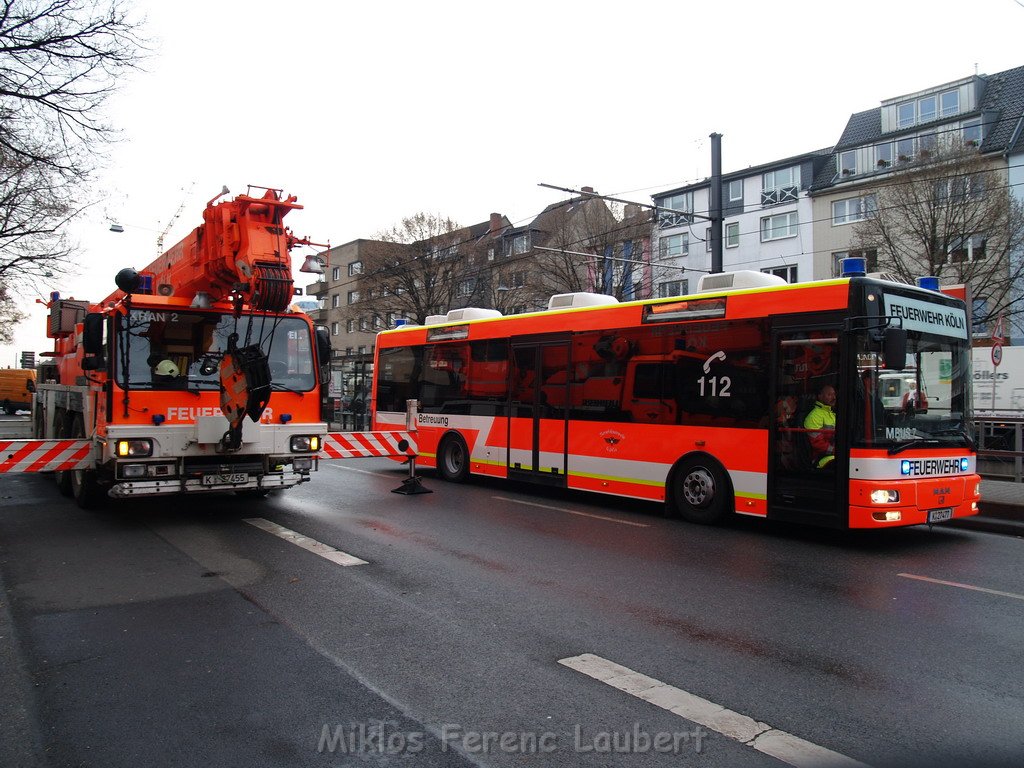 BF Koeln Schwertransport Koeln Braunsfeld Aachnerstr  P35.JPG